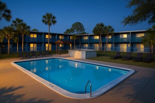 Cinnamon Cove Apartments in Tampa, FL - Building Photo