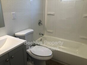 2530 E Atlanta Ave in Phoenix, AZ - Building Photo - Building Photo
