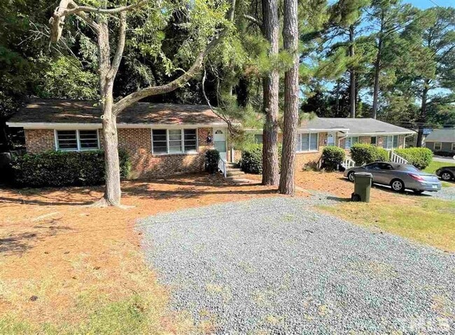 108 Stinson St Ext in Chapel Hill, NC - Building Photo - Building Photo