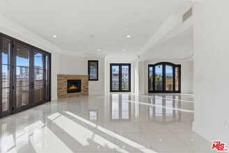 462 S Maple Dr in Beverly Hills, CA - Building Photo - Building Photo