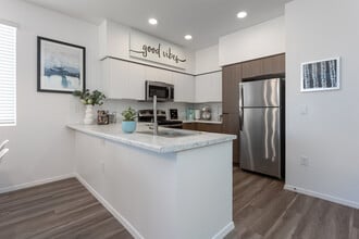 San Luciano Townhomes in Tucson, AZ - Foto de edificio - Interior Photo