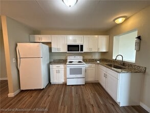 18 Whitner St in Avon Park, FL - Building Photo - Building Photo