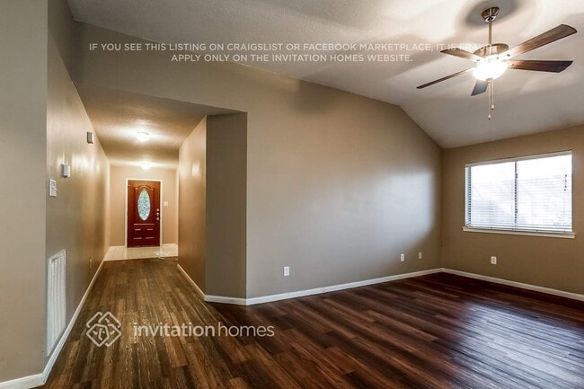 21492 Palace Pines Dr in Kingwood, TX - Foto de edificio - Building Photo