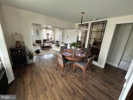 153 W 6th Ave in Conshohocken, PA - Building Photo