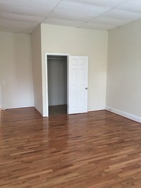 1412 W Mt Royal Ave, Unit 3 in Baltimore, MD - Building Photo - Building Photo