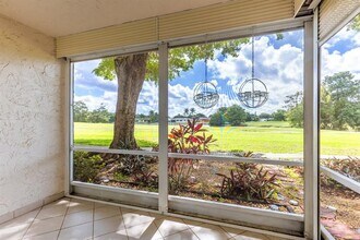 9080 Lime Bay Blvd in Tamarac, FL - Building Photo - Building Photo