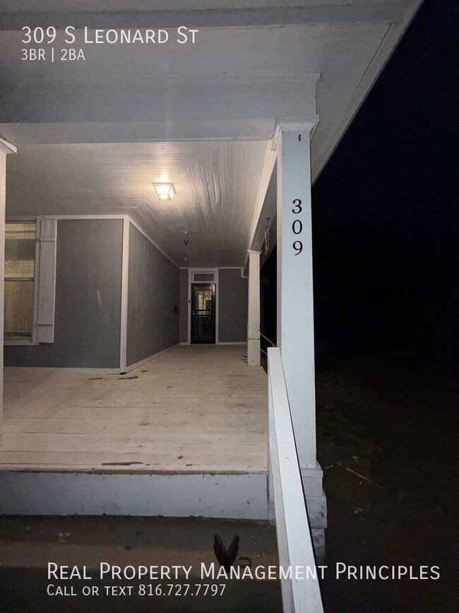 309 S Leonard St in Liberty, MO - Building Photo - Building Photo