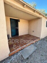 1717 Griegos Rd NW in Albuquerque, NM - Building Photo - Building Photo