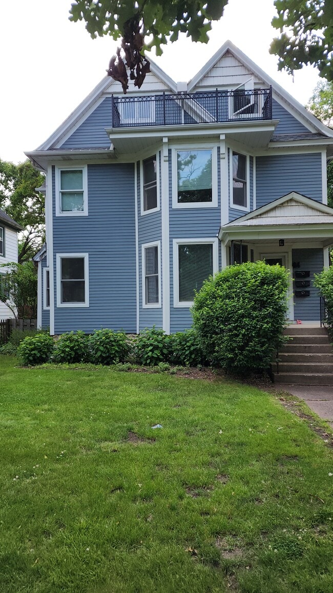 64 Kimbark Rd, Unit #1