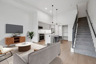 Willow in Lake Oswego, OR - Building Photo