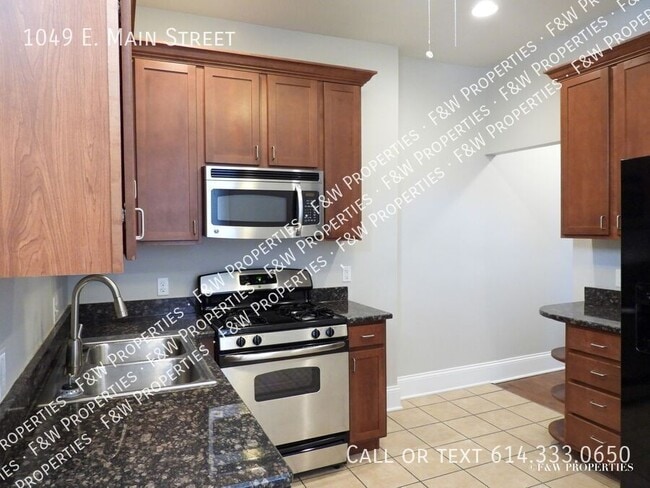 property at 1049 E Main St