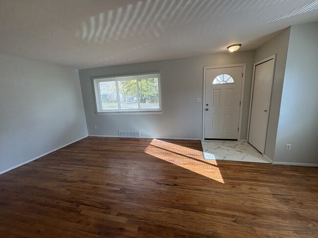 20975 Poinciana St in Southfield, MI - Building Photo - Building Photo