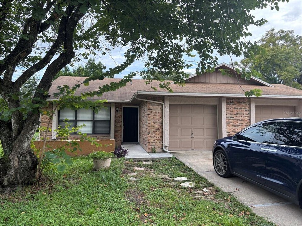 151 Stefanik Rd in Winter Park, FL - Building Photo