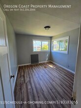 234 NE 11th St in Newport, OR - Building Photo - Building Photo