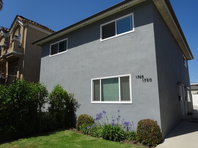 property at 1748 S Westgate Ave