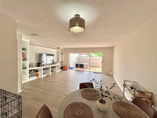 8114 SW 81st Ter in Miami, FL - Building Photo - Building Photo