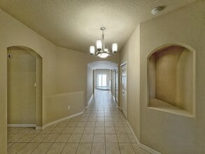 4319 Summer Hill Ln NW in Albuquerque, NM - Foto de edificio - Building Photo