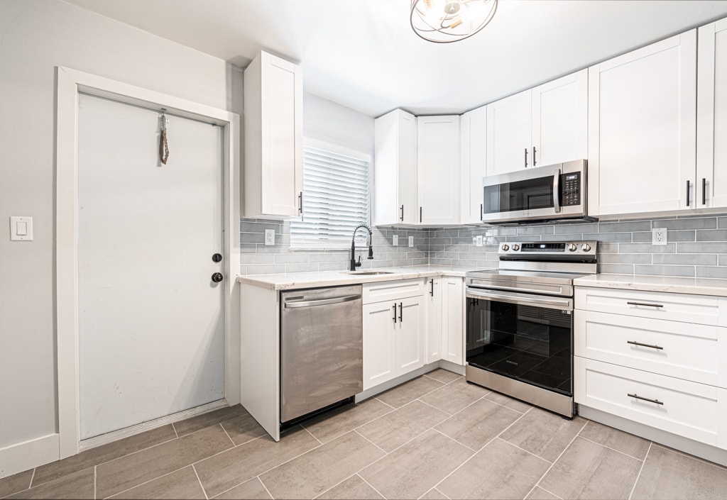 2015 Wilkins Ave in West Palm Beach, FL - Building Photo