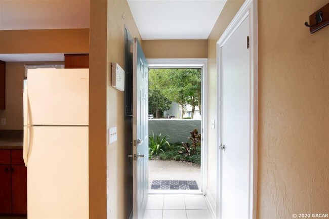 4411 SW 34th St, Unit 703 in Gainesville, FL - Building Photo - Building Photo