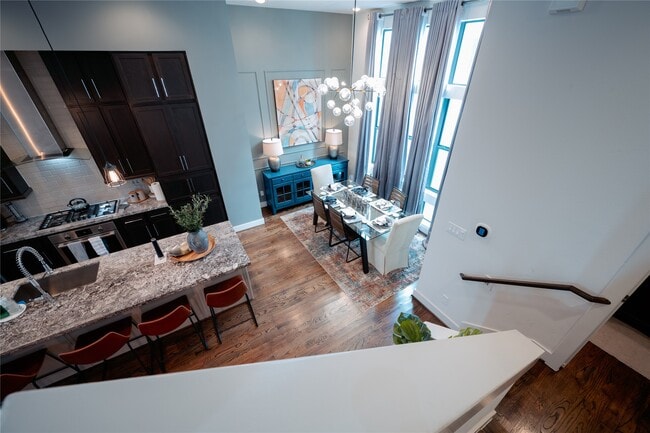 property at 2826 Clay St