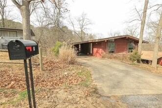 39 Sheneman Dr in Bella Vista, AR - Building Photo - Building Photo