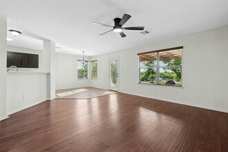 515 Dandelion Loop in Kyle, TX - Building Photo - Building Photo