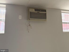 5711 Erdrick St in Philadelphia, PA - Building Photo - Building Photo