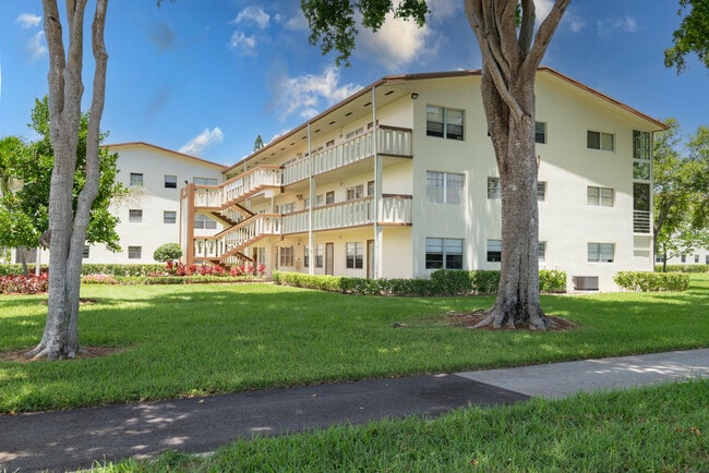 398 Mansfield I in Boca Raton, FL - Building Photo - Building Photo