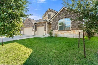 19405 Brusk Ln in Pflugerville, TX - Building Photo - Building Photo