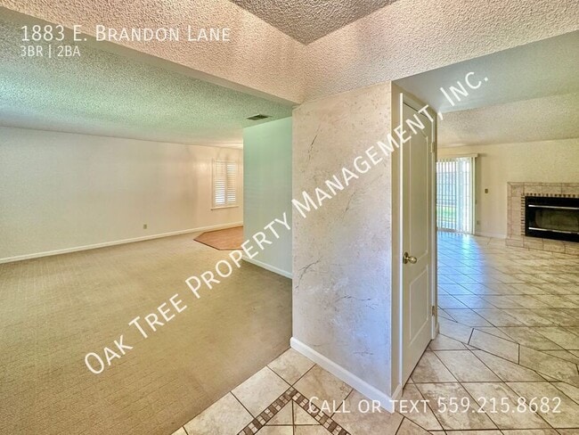 1883 E Brandon Ln in Fresno, CA - Building Photo - Building Photo