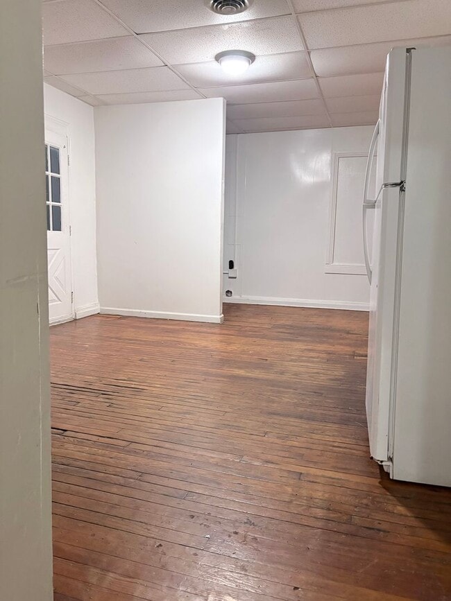 142 E College Ave in York, PA - Building Photo - Building Photo