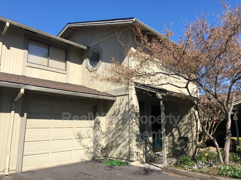 1149 Progress Dr in Medford, OR - Building Photo