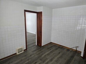 4667 E 86th St in Garfield Heights, OH - Building Photo - Building Photo