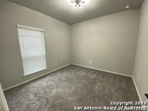 9313 Aggie Run in San Antonio, TX - Building Photo - Building Photo