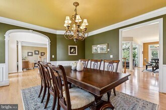 26368 Strathaven Ct in Chantilly, VA - Building Photo - Building Photo