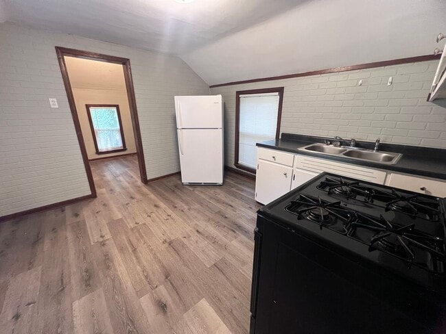 738 Fountain NE in Grand Rapids, MI - Building Photo - Building Photo