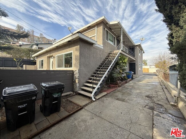 4807 Converse St in Los Angeles, CA - Building Photo - Building Photo