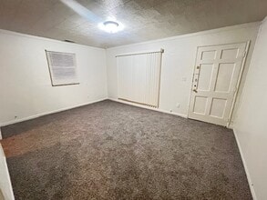 5107 Bennett Rd in Toledo, OH - Building Photo - Building Photo