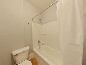 319 Chautauqua in Wichita, KS - Building Photo - Building Photo