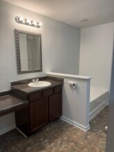 5919 Fazenda Dr in Charlotte, NC - Building Photo - Building Photo