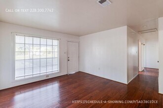 1889 Greater Ave in Biloxi, MS - Building Photo - Building Photo