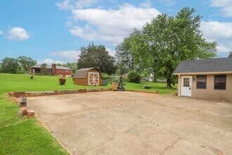 505 W Angela Cir in Goodlettsville, TN - Building Photo - Building Photo