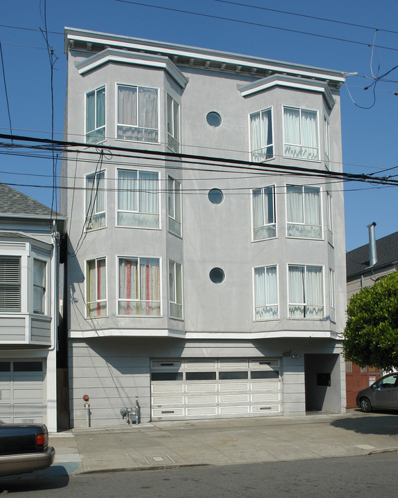 375 19th Ave in San Francisco, CA - Building Photo