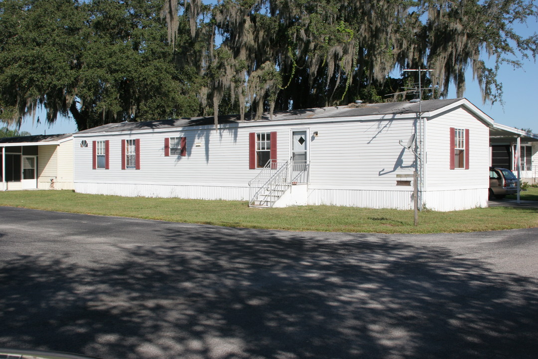 Sweetwater RV Resort in Zephyrhills, FL - Building Photo