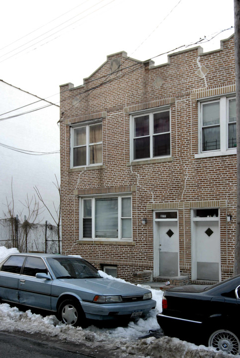 2771 E 15th St in Brooklyn, NY - Building Photo