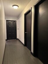 1389 Pines Ln in West Palm Beach, FL - Building Photo - Building Photo