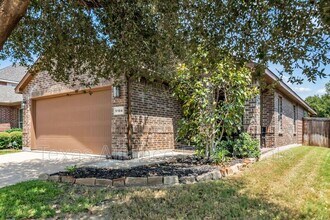 5104 Britton Ridge Ln in Fort Worth, TX - Building Photo - Building Photo