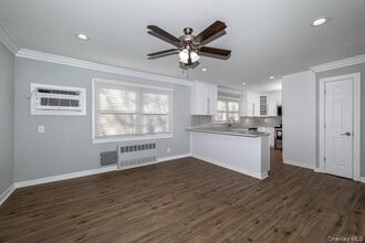 10 Laramie Rd in West Babylon, NY - Building Photo - Building Photo