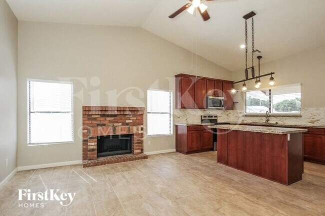 6702 N 73rd Ave in Glendale, AZ - Building Photo - Building Photo