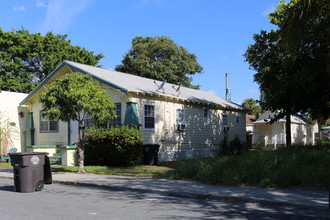 709-715 4th St in West Palm Beach, FL - Building Photo - Building Photo